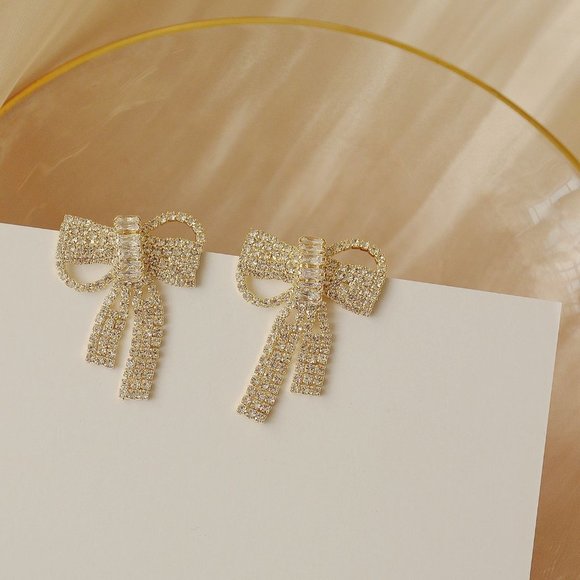 NEW 14K Gold Plated Diamond Bow Knot Earrings - Picture 3 of 6